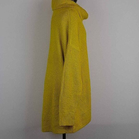 Ladies cowl neck sweater NWT - Picture 5 of 9